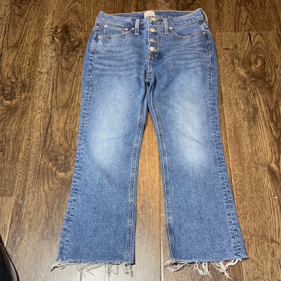 J. Crew 9" Billie Demi Boot Crop Jeans size 27 petite - Picture 2 of 8